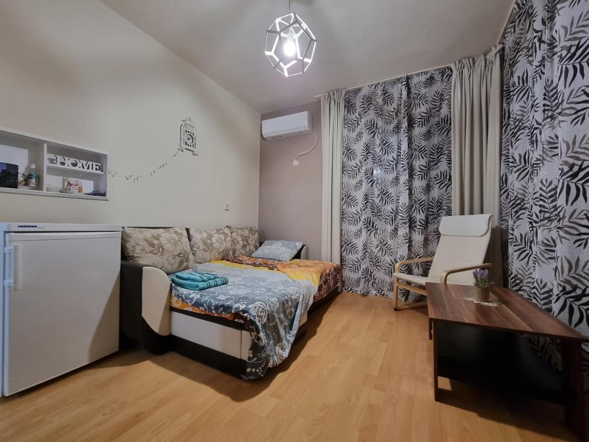 Reni'S Apartment-With Private Parking In Center Бургас Экстерьер фото